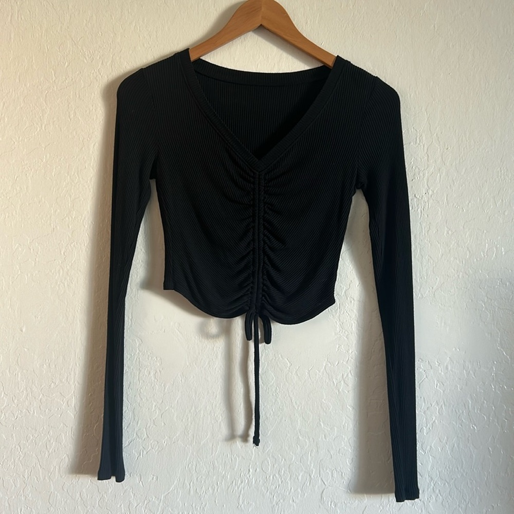 ALO Scrunch Long Sleeve Cropped Top